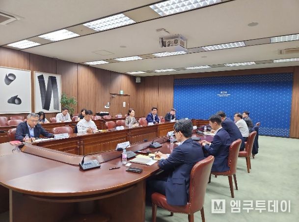 2일차 간담회