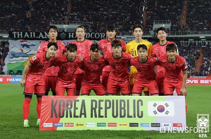 태국 원정경기에 선발로 나선 선수들의 모습.