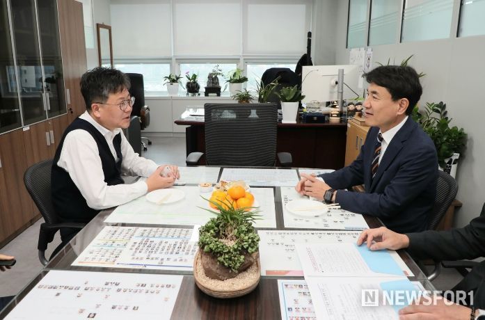김진태 강원도지사, 기획재정부 방문…국비 10조 시대 개막 감사 인사 전해